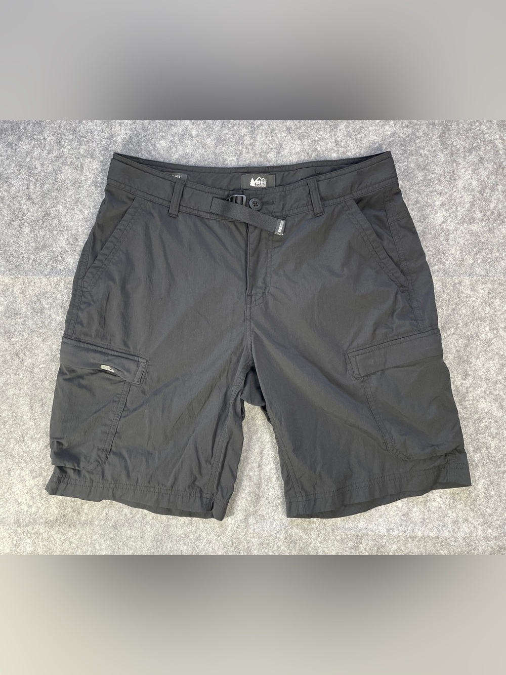 REI Co-op Sahara Women's Size 8 Black Hiking Cargo Shorts Belted Stretch Nylon
